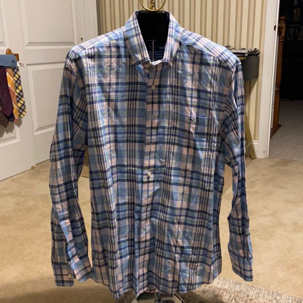 Vineyard vines casual shirt size large